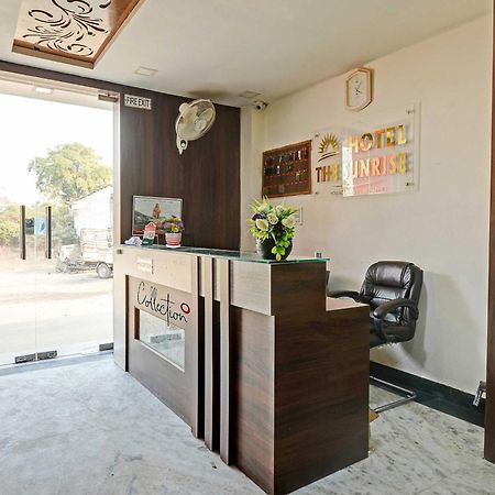 Hotel Collection O The Sunrise Udaipur Esterno foto