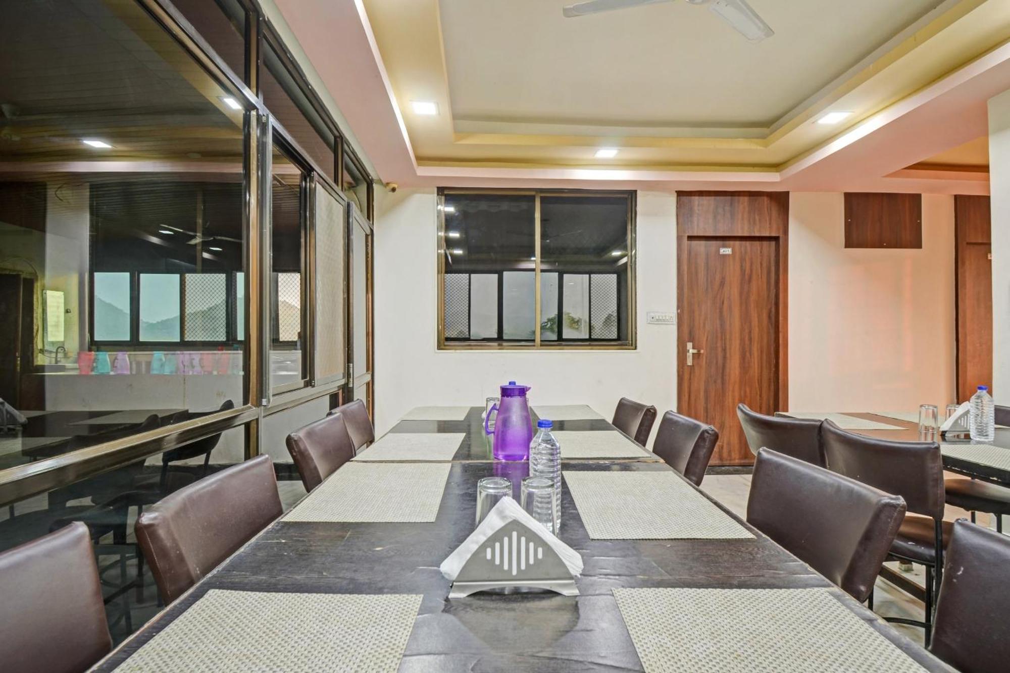 Hotel Collection O The Sunrise Udaipur Esterno foto